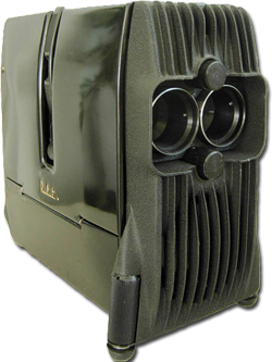 Projecteur domestique Stéréo Realist Model 82 Projector (années 1950)