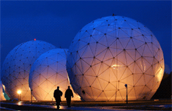 Réseau Echelon - Un réseau de radars et de satellites de la NSA